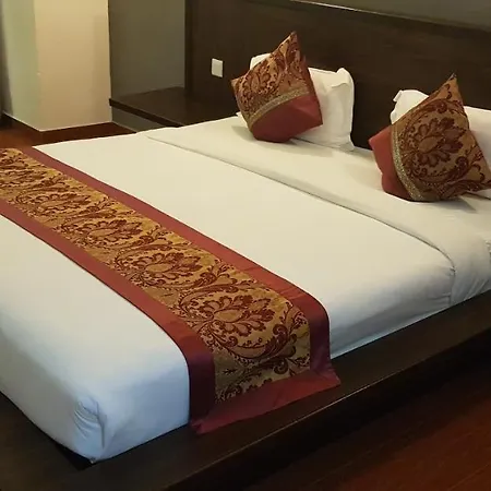 Capital O 89938 Herald Hotel